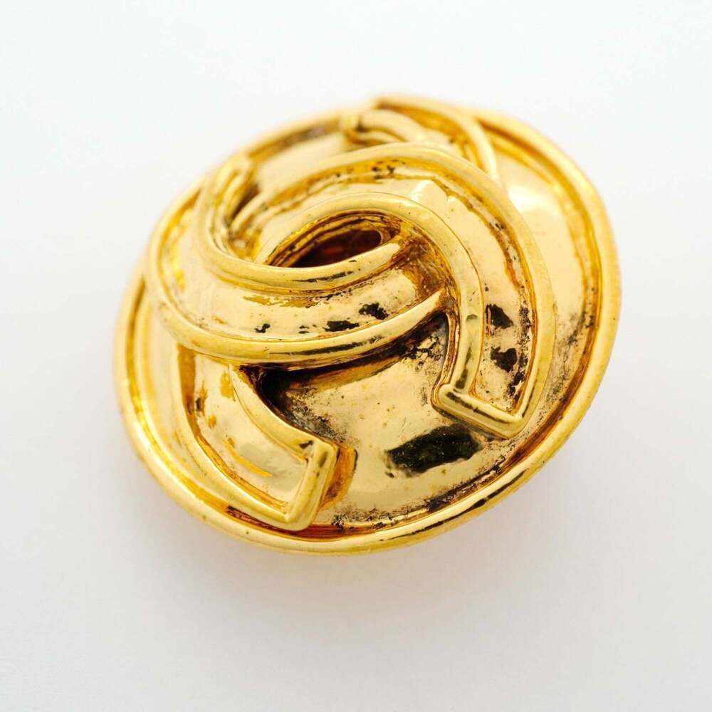 CHANEL Gold Logo Earrings - Picture 7 of 8